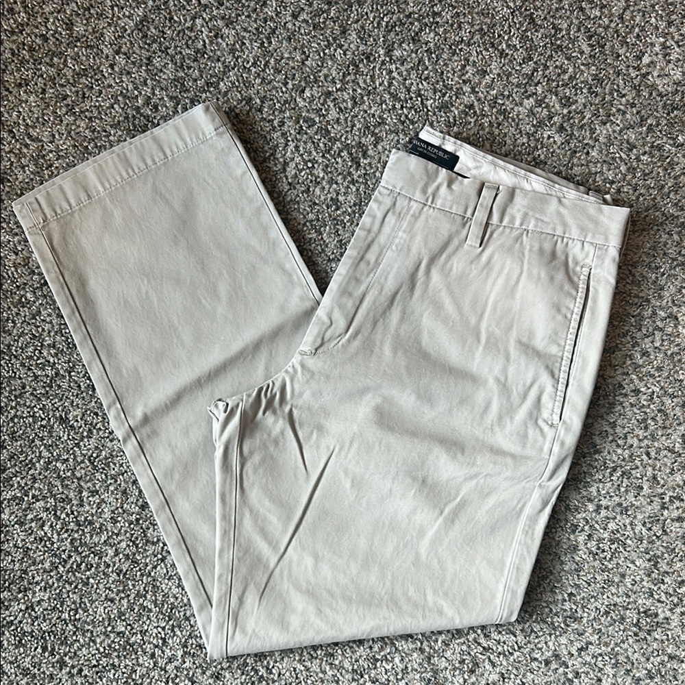 Banana Republic Gray Chinos Versatile Cotton Blend